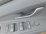 2025 Elantra Thumbnail 18