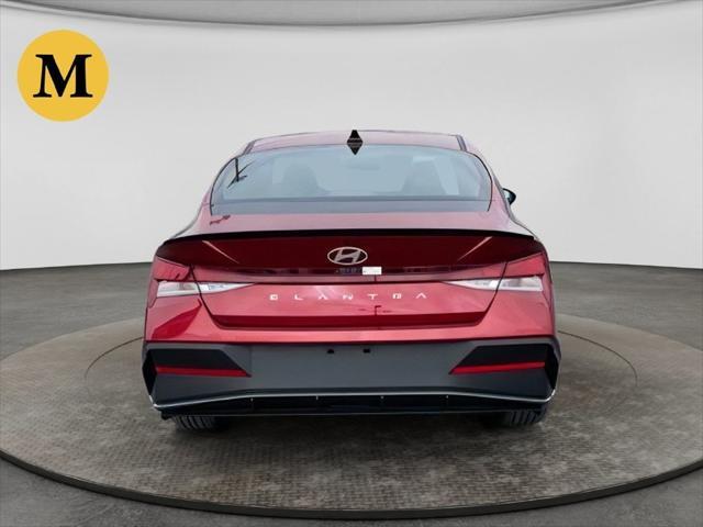 2025 Hyundai Elantra - $21,998