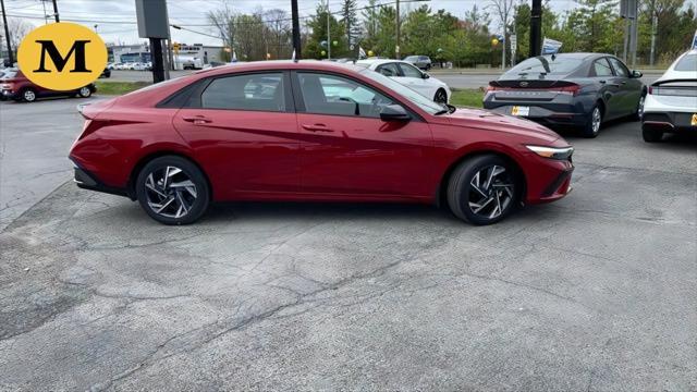 2025 Hyundai Elantra - $21,998