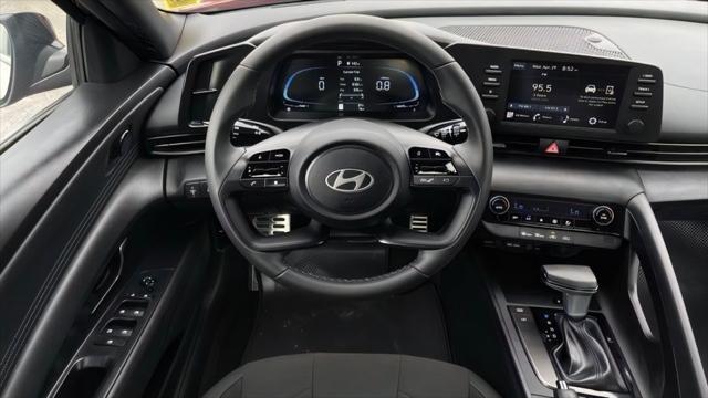 2025 Hyundai Elantra - $21,998