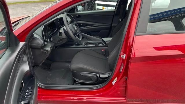 2025 Hyundai Elantra - $21,998