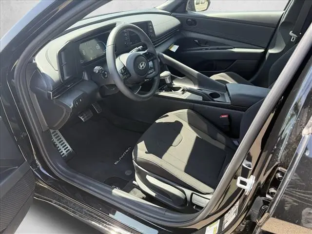 2026 Hyundai Elantra - $20,405