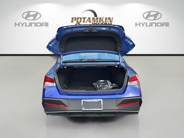 2026 Hyundai Elantra - $21,000