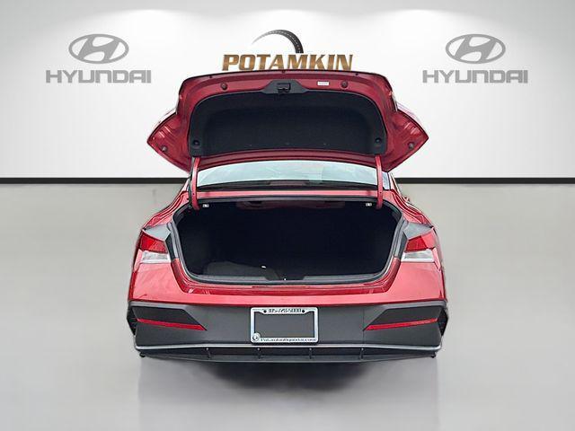 2026 Hyundai Elantra - $20,198