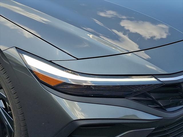 2026 Hyundai Elantra - $21,647