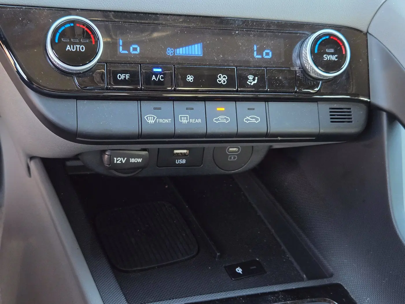 2026 Hyundai Elantra - $22,298