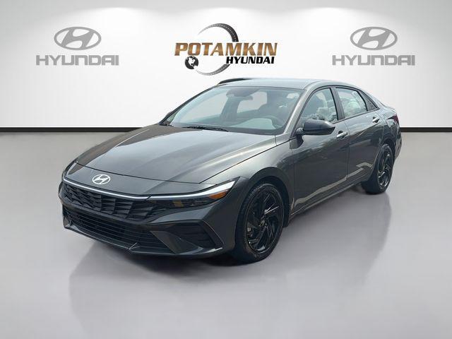 2026 Hyundai Elantra - $20,290
