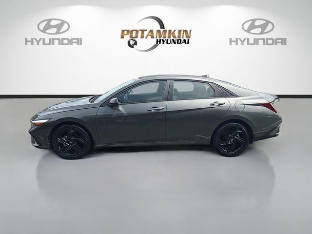 2026 Hyundai Elantra - $20,290
