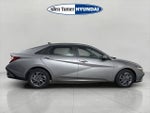 2024 Elantra Thumbnail 9