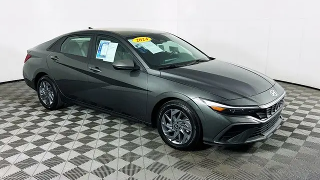 Preowned 2024 Hyundai ELANTRA SEL for Sale
