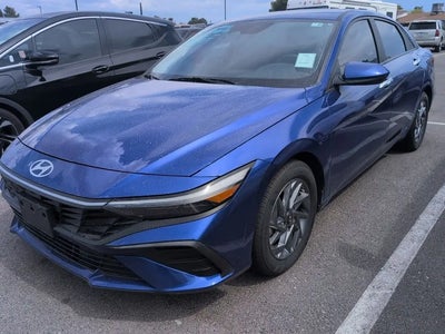 2024 Hyundai Elantra SEL 4DR Sedan