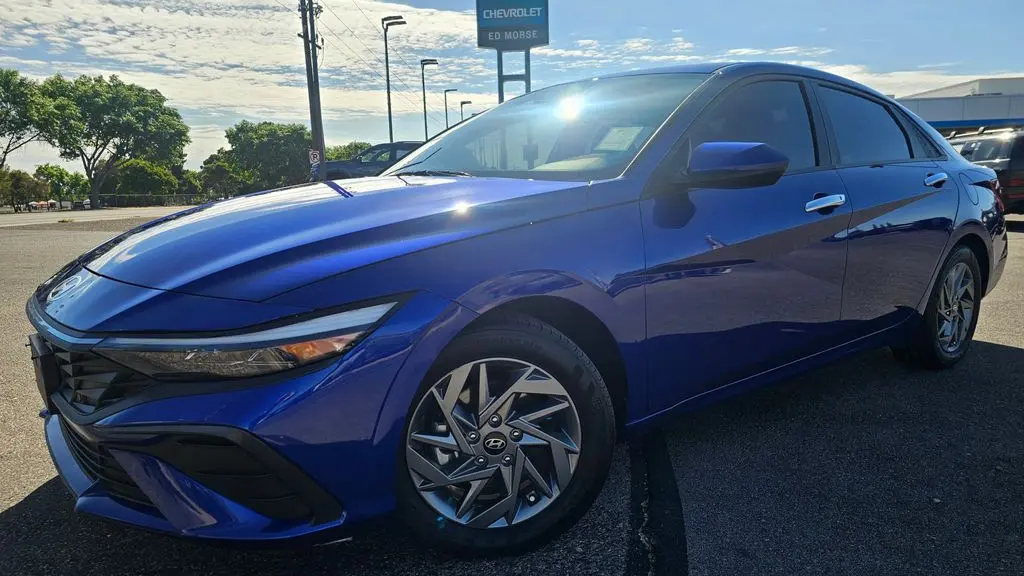 Preowned 2024 Hyundai ELANTRA SEL for Sale