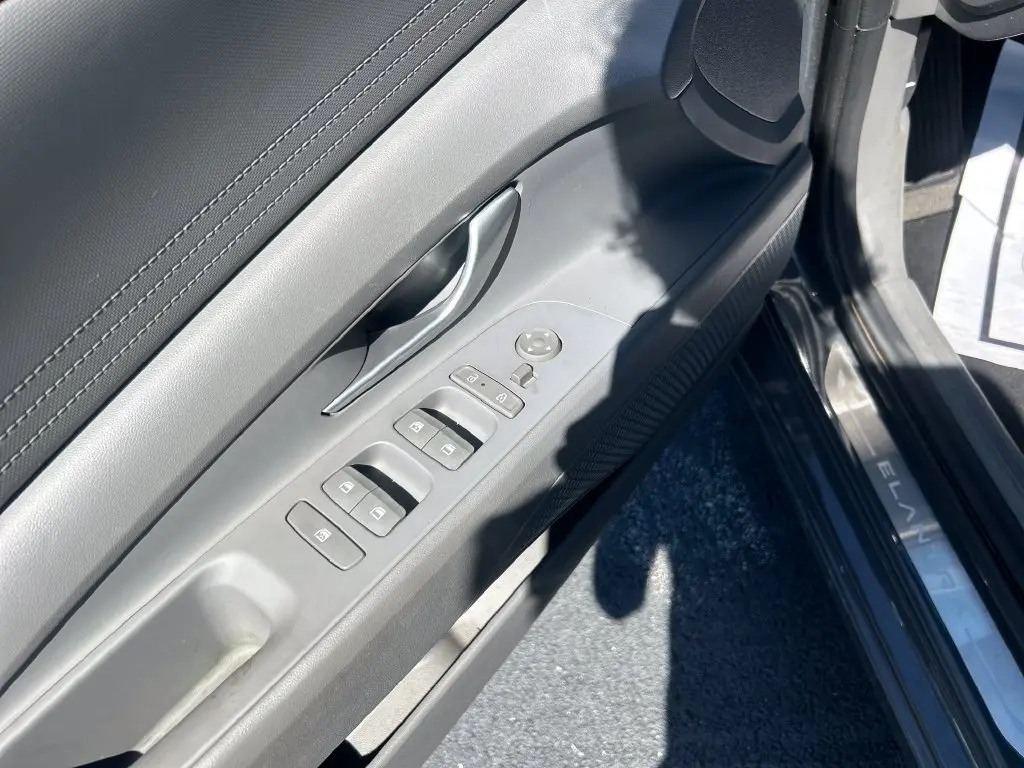 2024 Hyundai Elantra - $21,888