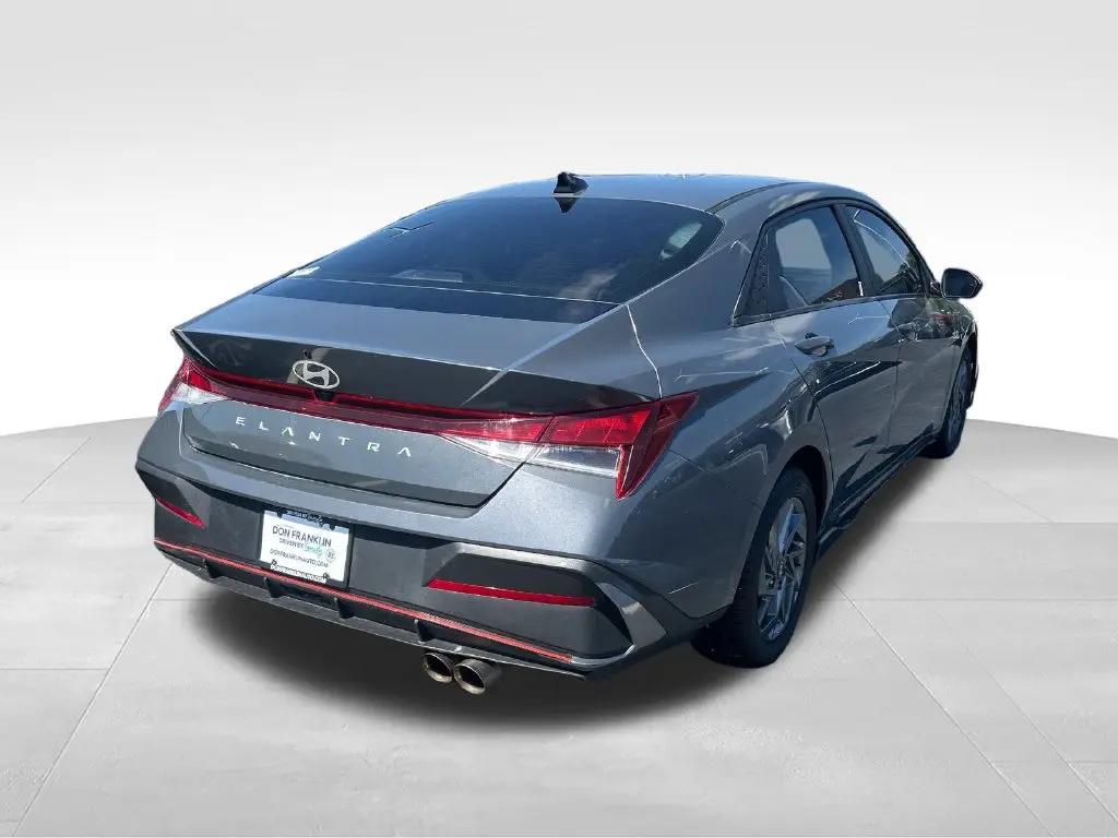 2024 Hyundai Elantra - $21,888