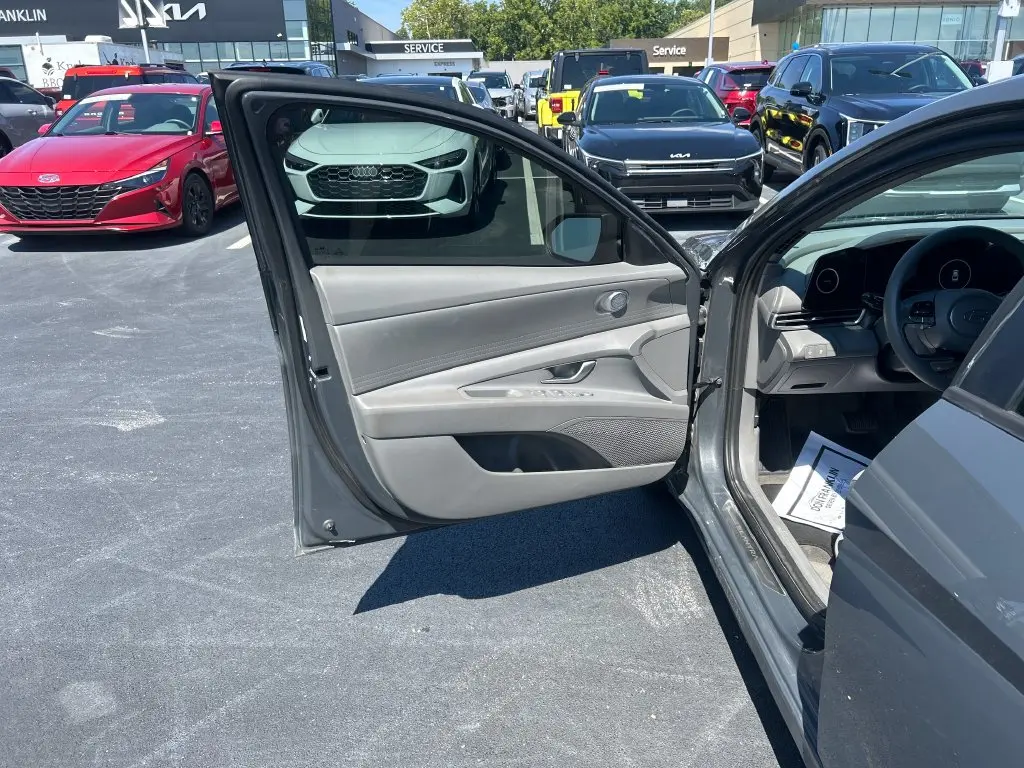 2024 Hyundai Elantra - $21,888