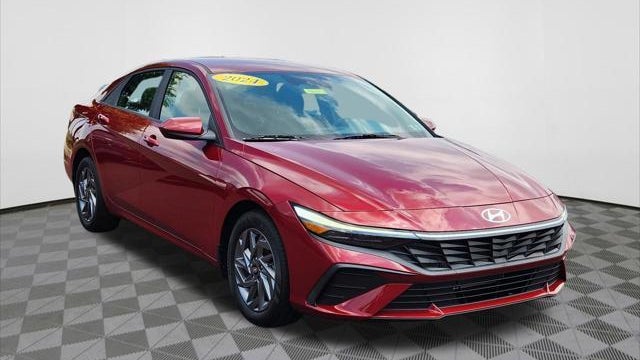 Preowned 2024 Hyundai ELANTRA SEL for Sale