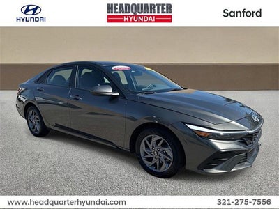 2024 Hyundai Elantra SEL 4DR Sedan