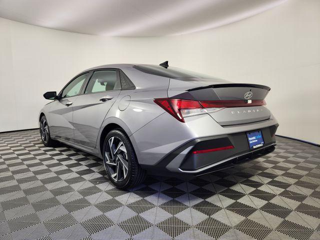 2025 Hyundai Elantra - $23,155