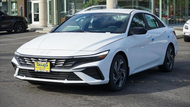 2025 Hyundai ELANTRA SEL Sport