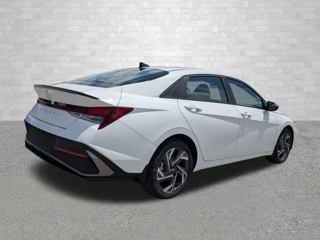 2025 Hyundai Elantra - $25,177