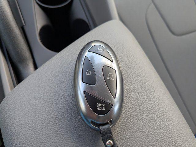 2025 Hyundai Elantra - $25,177