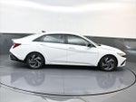 2025 Elantra Thumbnail 3