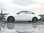 2025 Elantra Thumbnail 19