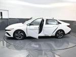 2025 Elantra Thumbnail 24
