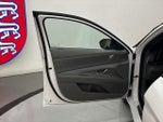 2025 Elantra Thumbnail 12