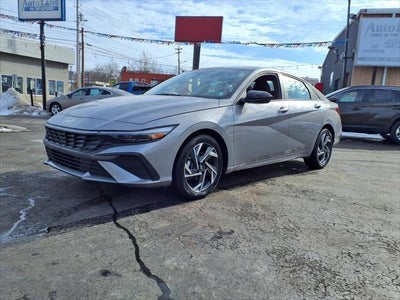 2025 Hyundai Elantra SEL Sport 4DR Sedan