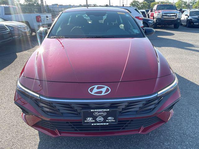 2025 Hyundai Elantra - $21,995