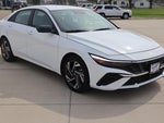 2025 Elantra Thumbnail 3