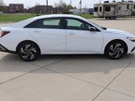 2025 Elantra Thumbnail 4