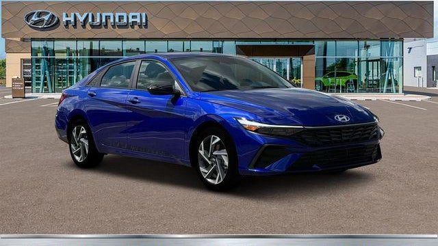 2025 Hyundai ELANTRA SEL Sport