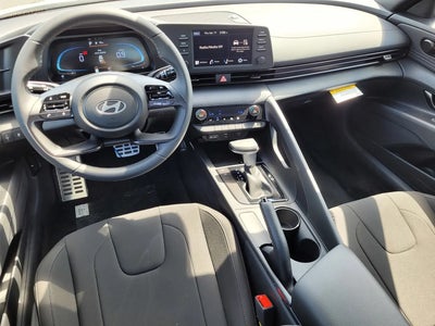 2025 Hyundai Elantra SEL Sport 4DR Sedan