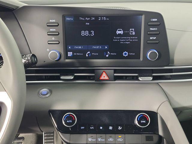 2025 Hyundai Elantra - $23,136