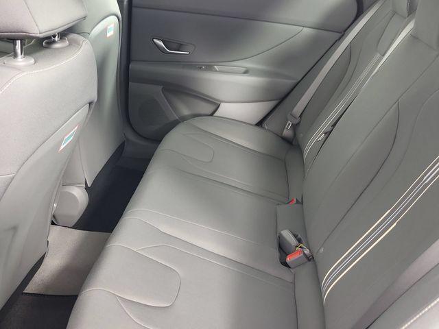 2025 Hyundai Elantra - $23,136