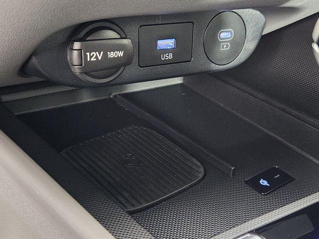 2025 Hyundai Elantra - $23,136