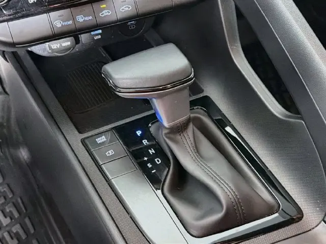 2025 Hyundai Elantra - $20,000