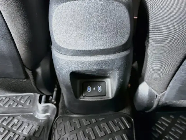 2025 Hyundai Elantra - $20,000