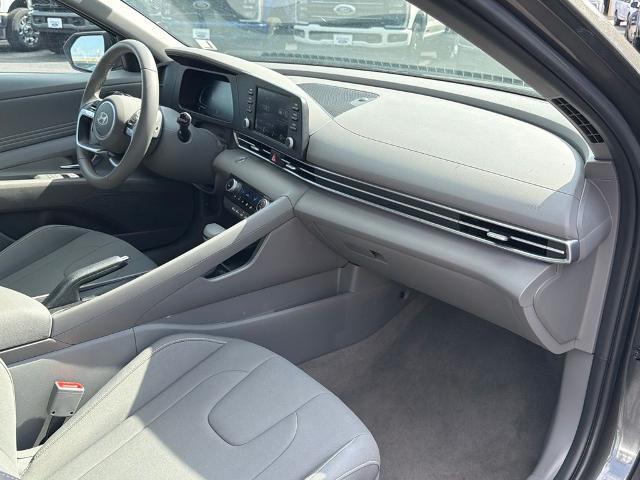 2026 Hyundai Elantra - $22,177
