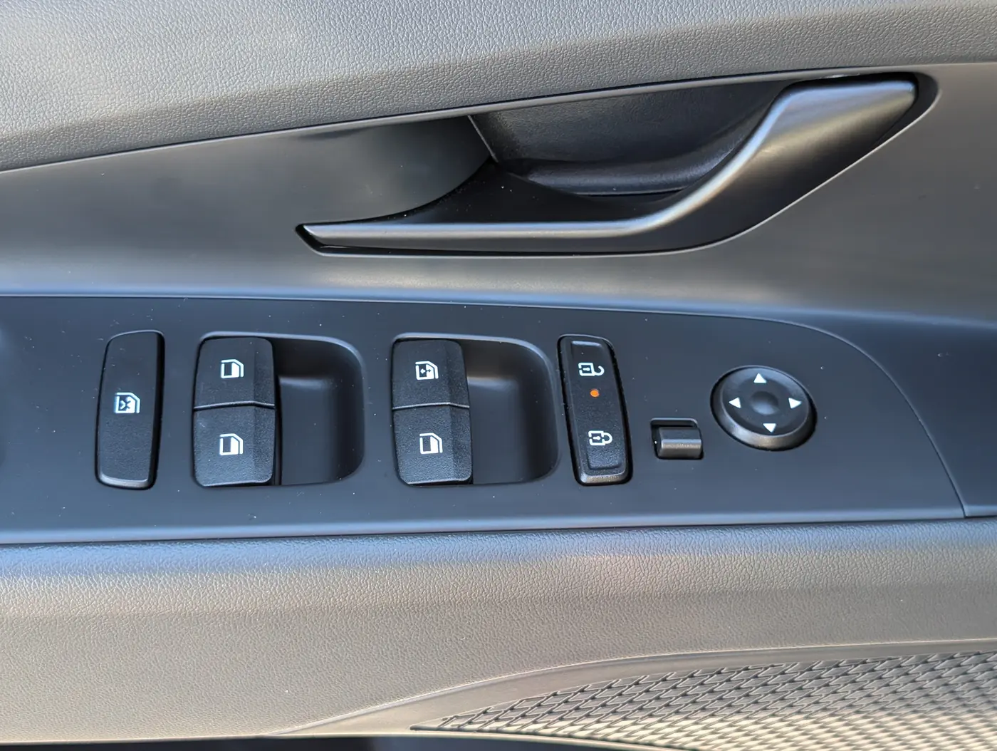 2026 Hyundai Elantra - $20,989