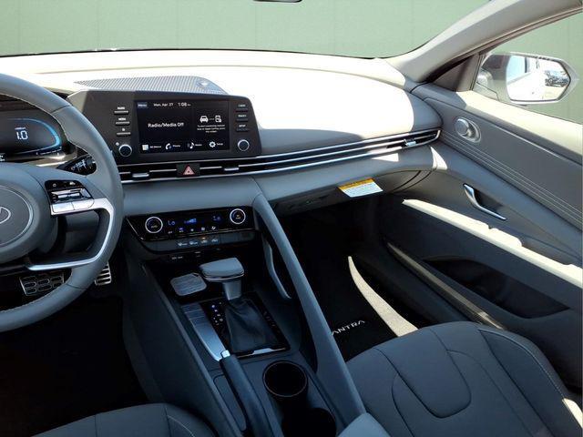 2026 Hyundai Elantra - $24,725