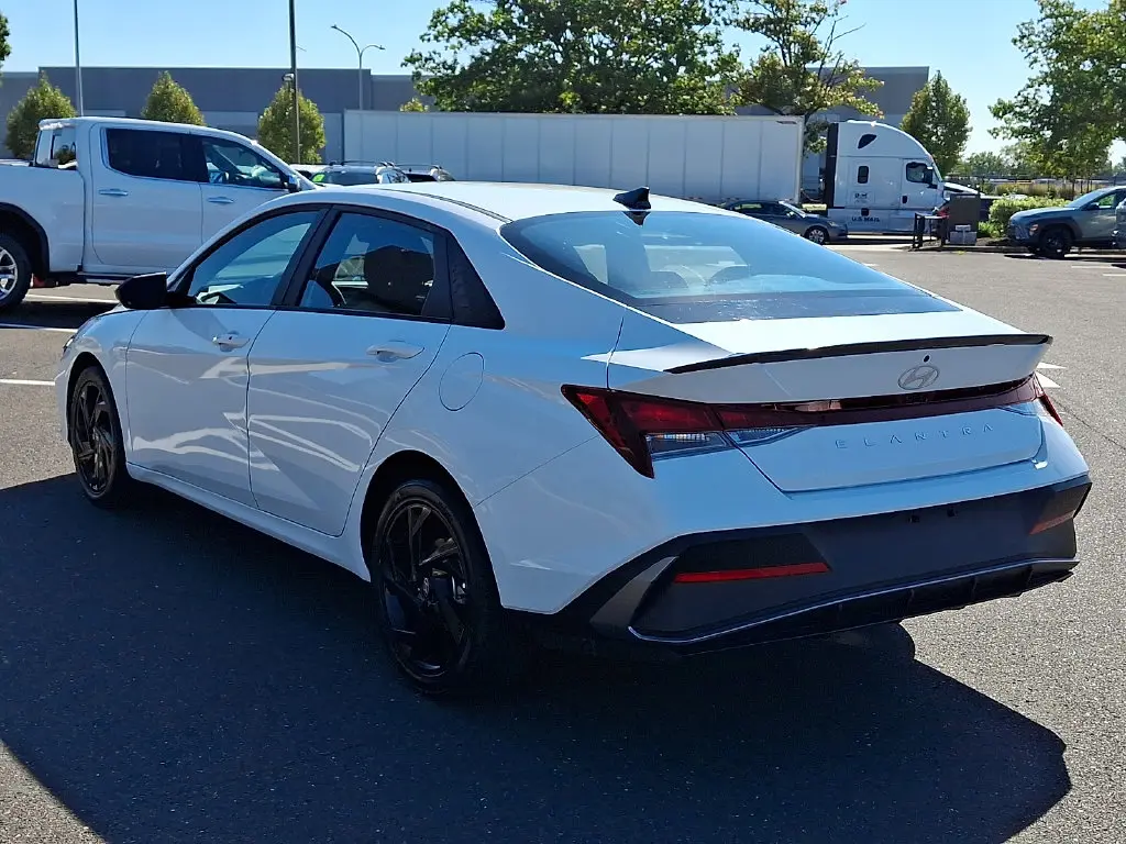2026 Hyundai Elantra - $22,505