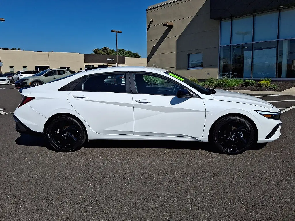 2026 Hyundai Elantra - $22,505