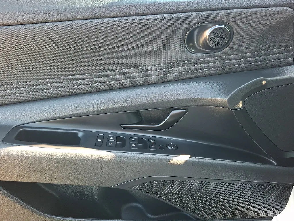 2026 Hyundai Elantra - $22,505