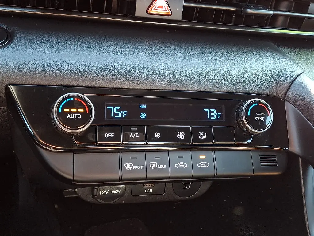 2026 Hyundai Elantra - $22,505
