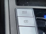 2024 Elantra Thumbnail 29