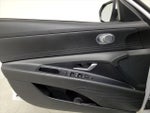 2024 Elantra Thumbnail 12
