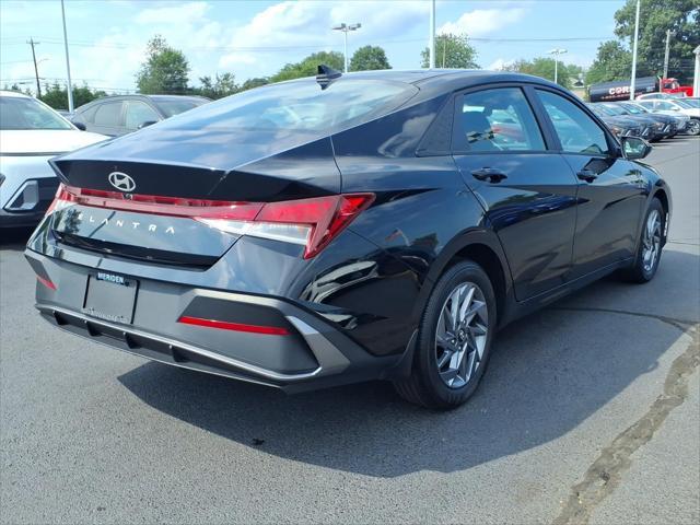 2024 Hyundai Elantra - $21,591